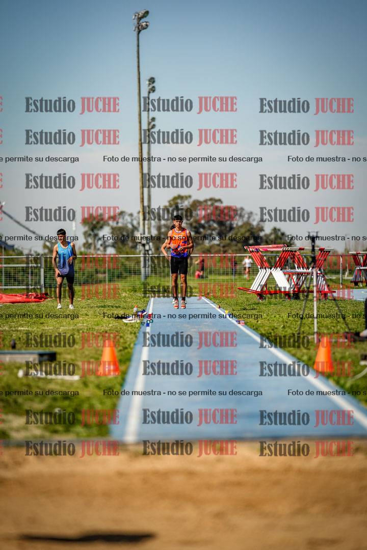 Fotos del salto triple de varones