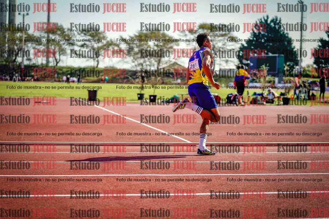 Fotos de los 400 m llanos de varones