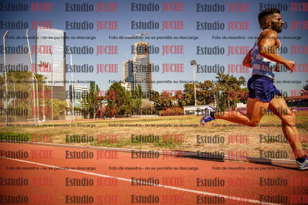 Fotos de los 3000 m llanos de varones