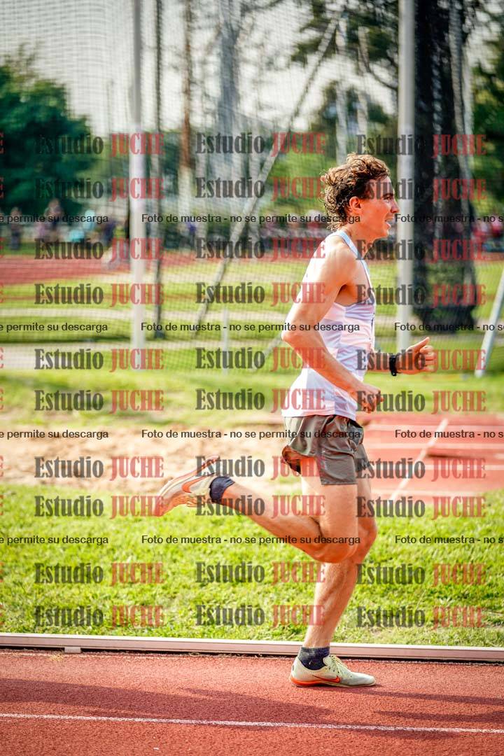 Fotos de los 3000 m llanos de varones