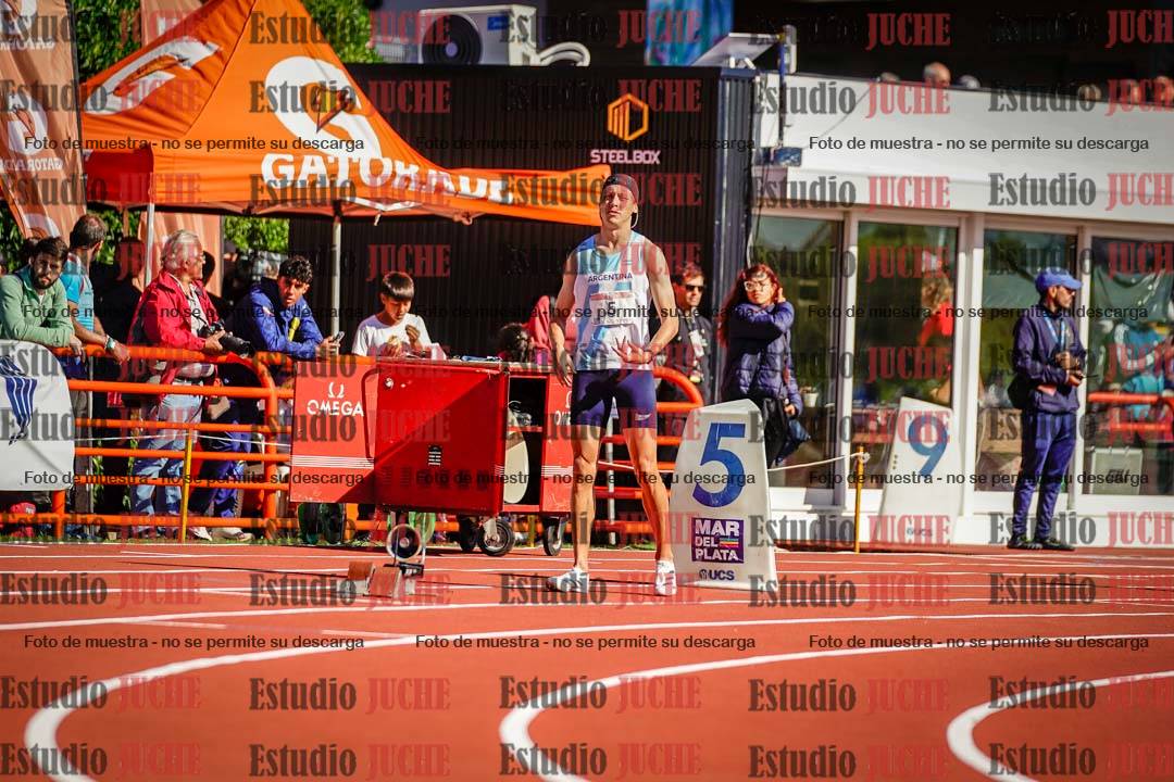 Fotos de los 400 m llanos de varones - FINAL