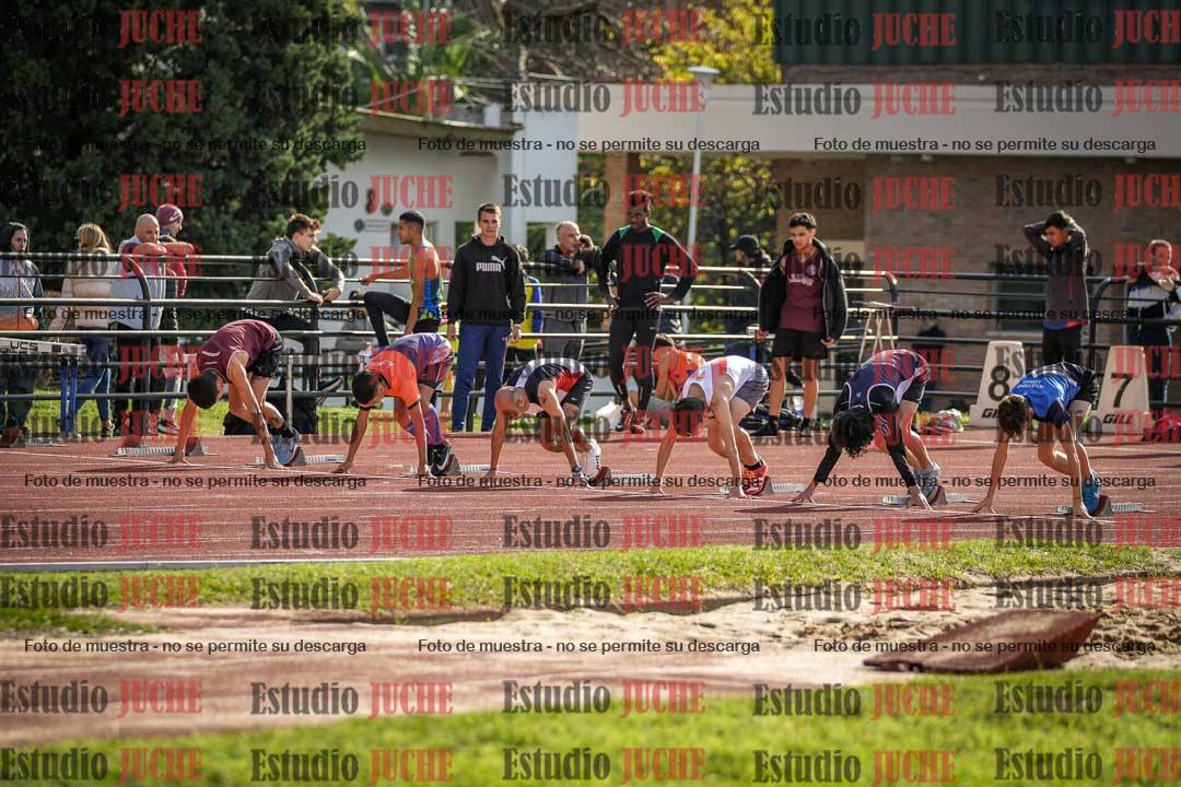 Fotos de los 100 m llanos de varones