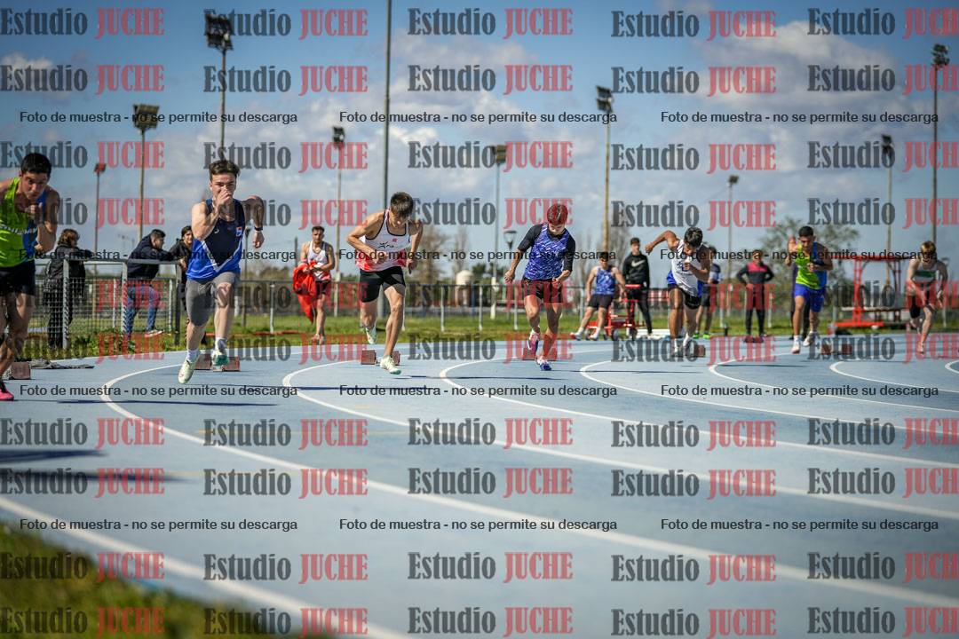 Fotos de los 200 m llanos de varones