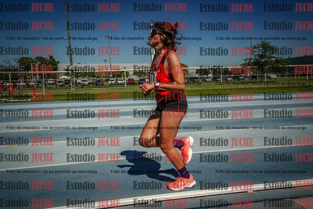 Fotos de los 5000 m de mujeres y varones - serie 2