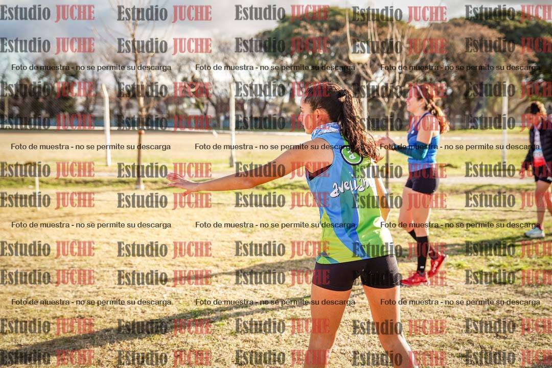 Fotos en el tercer relevo (3000 m de carrera)
