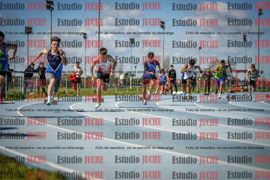 Fotos de los 200 m llanos de varones