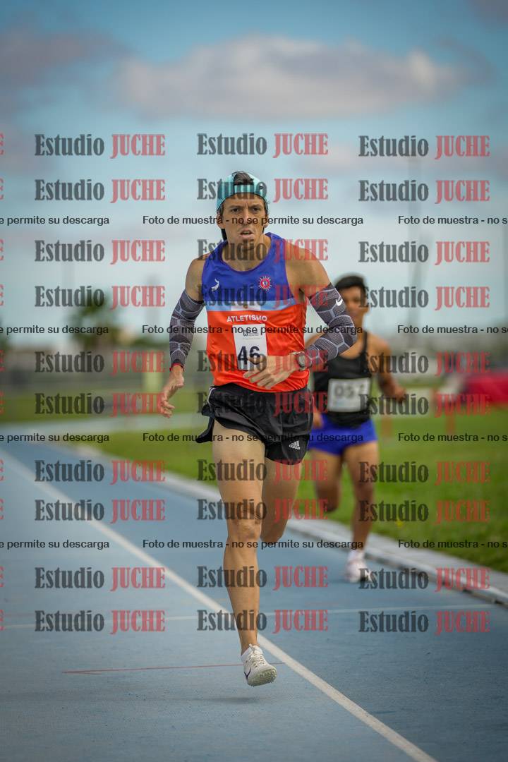Fotos de los 1000 m llanos de varones