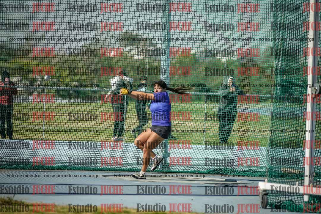Fotos del lanzamiento de martillo de mujeres