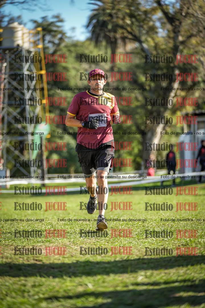 Fotos de la llegada del cross de 4000 m - varones