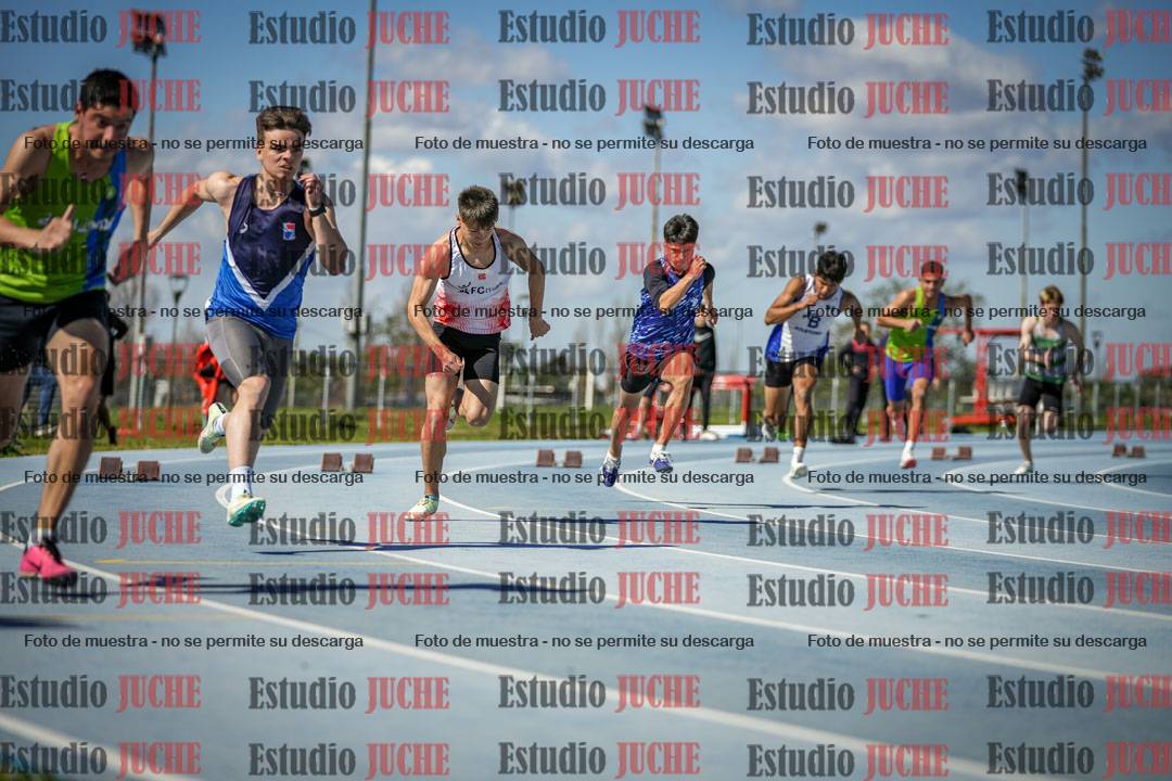 Fotos de los 200 m llanos de varones