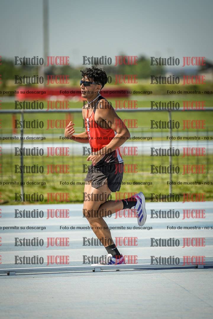 Fotos de los 5000 m de mujeres y varones - serie 2