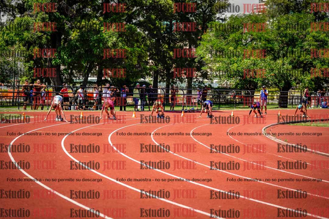 Fotos de los 200 m llanos de varones