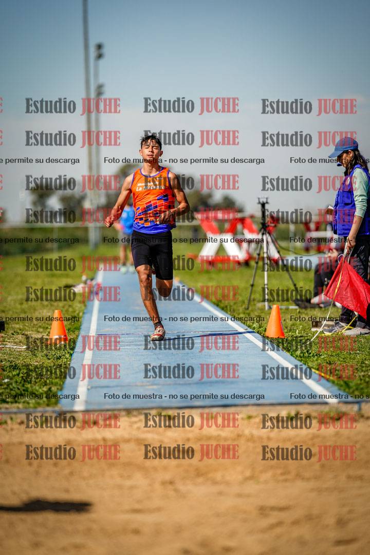 Fotos del salto triple de varones