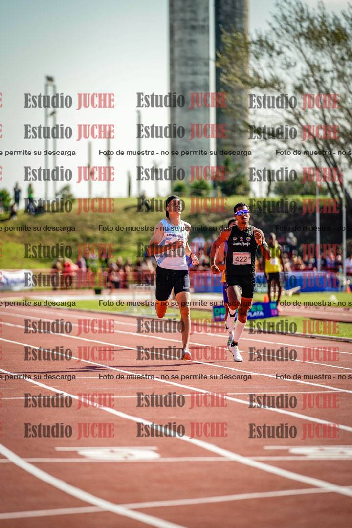 Fotos de los 400 m llanos de varones