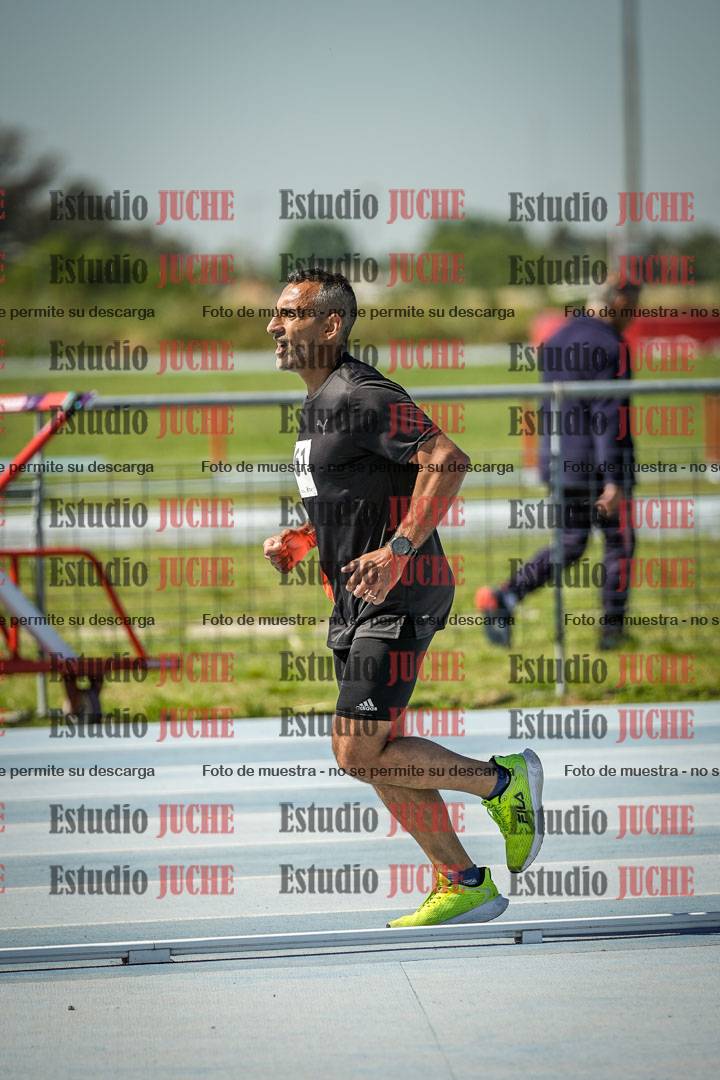 Fotos de los 5000 m de mujeres y varones - serie 2