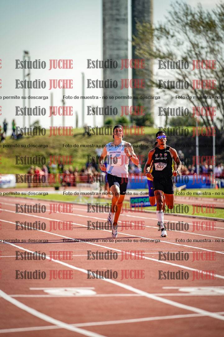 Fotos de los 400 m llanos de varones
