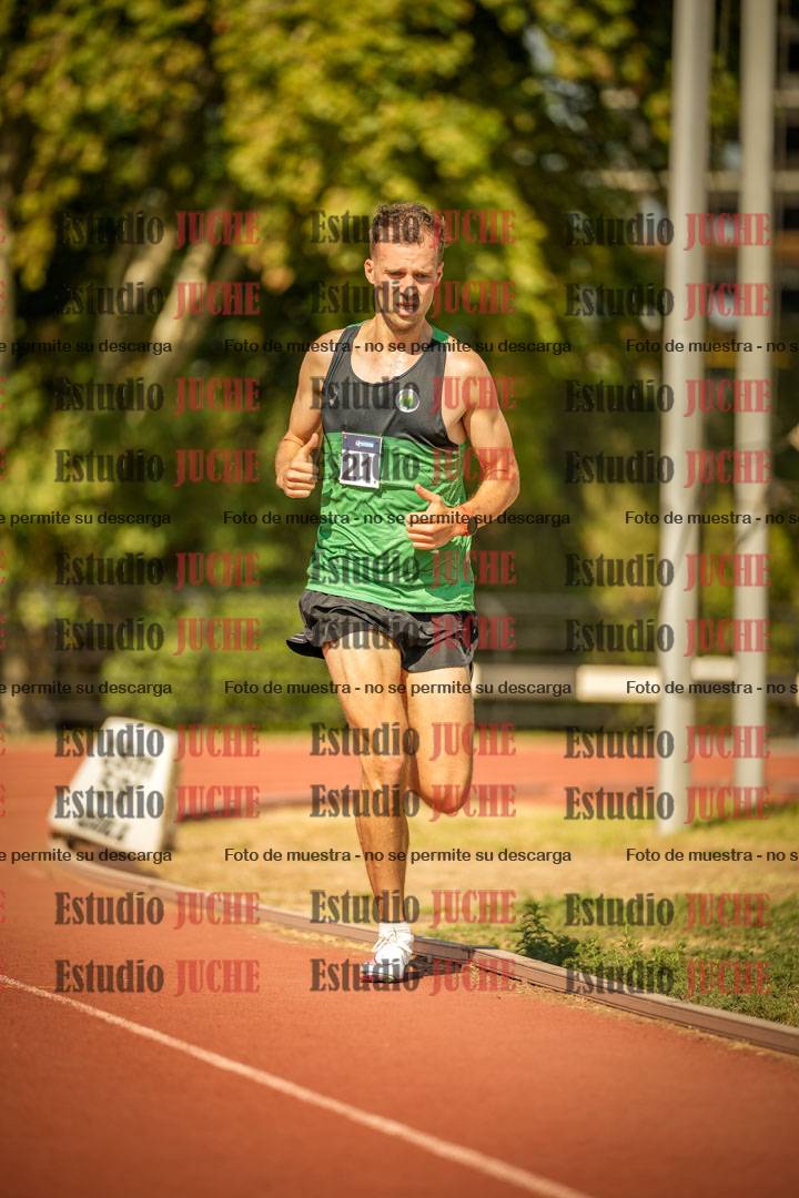 Fotos de los 3000 m llanos de varones