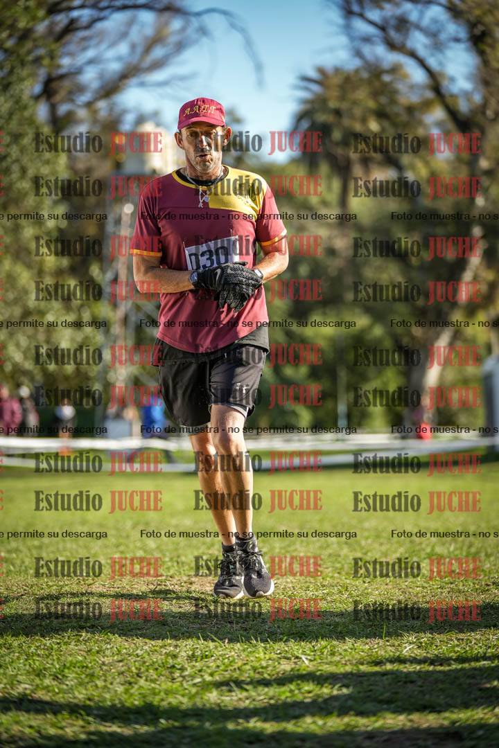 Fotos de la llegada del cross de 4000 m - varones