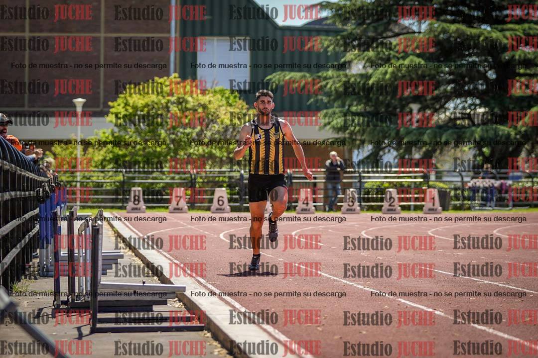 Fotos de los 200 m llanos de varones