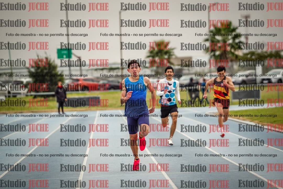 Fotos de los 400 m llanos de varones