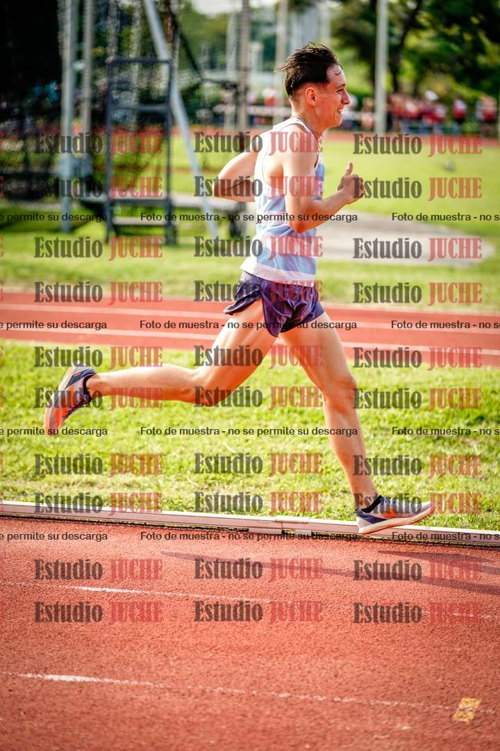 Fotos de los 3000 m llanos de varones