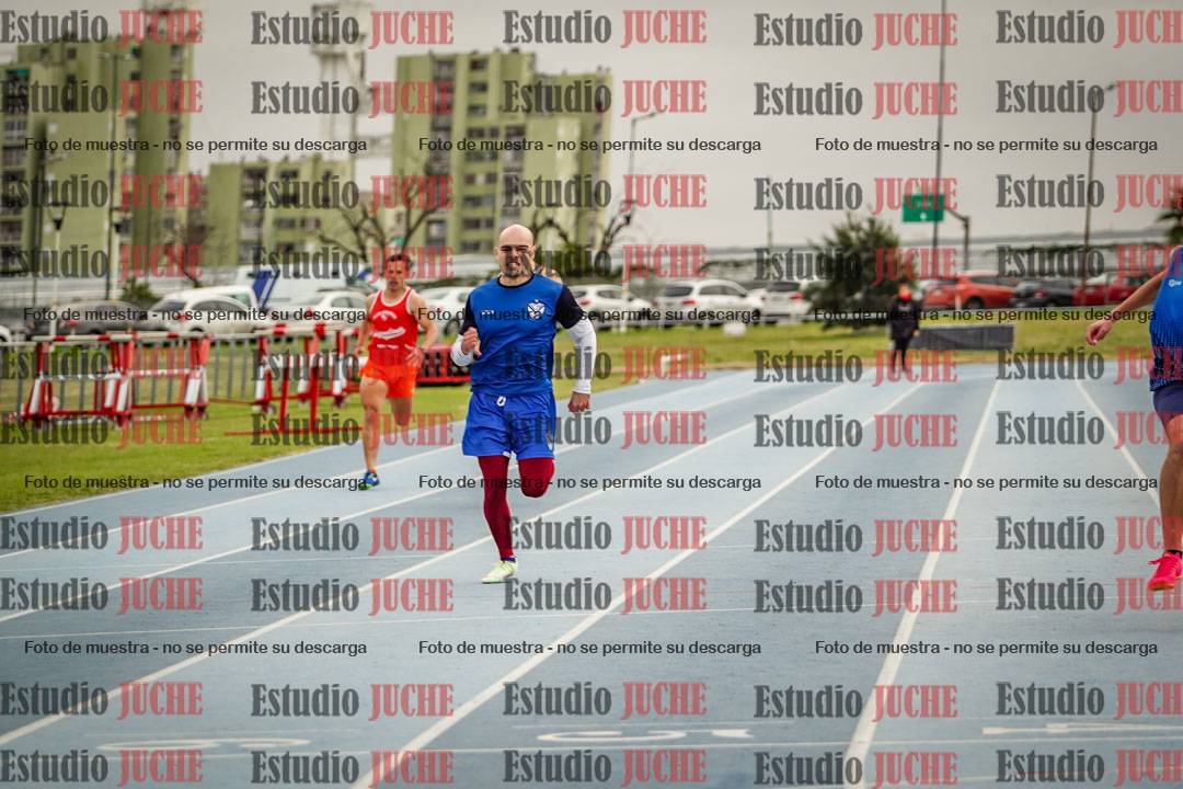 Fotos de los 400 m llanos de varones