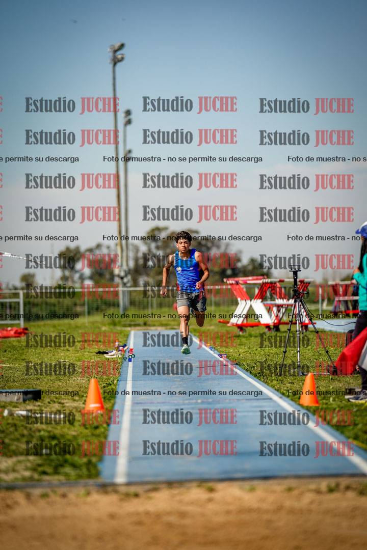 Fotos del salto triple de varones