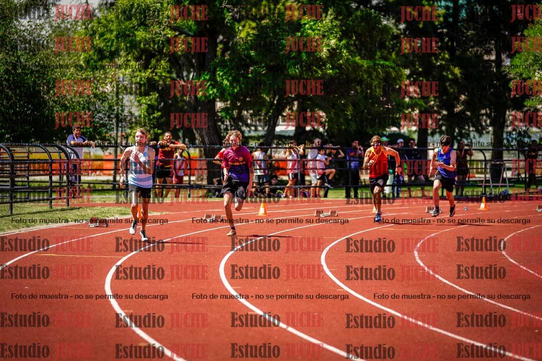 Fotos de los 200 m llanos de varones