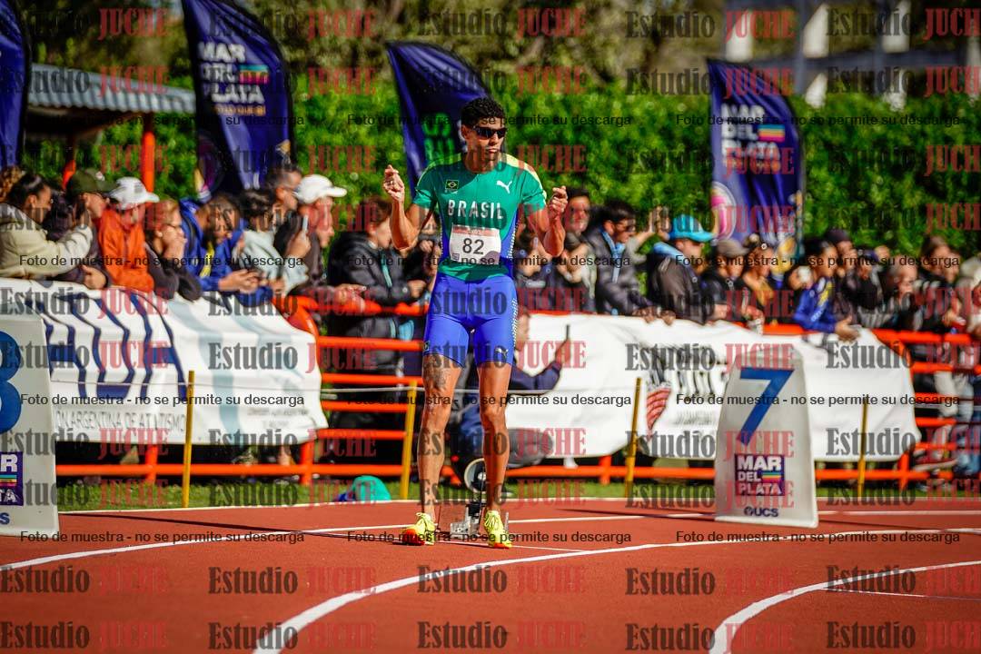 Fotos de los 400 m llanos de varones - FINAL