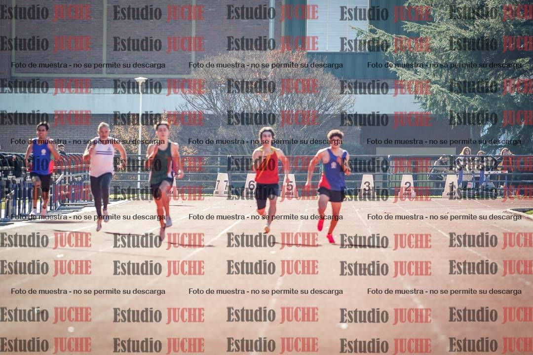 Fotos de los 200 m llanos de varones