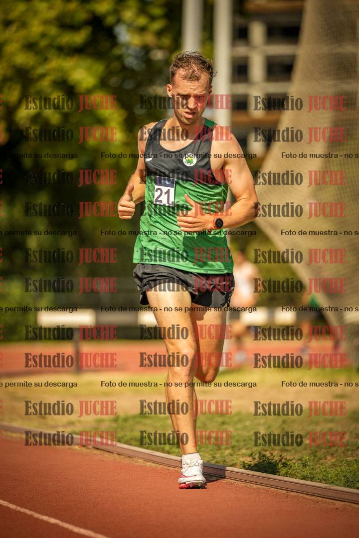 Fotos de los 3000 m llanos de varones