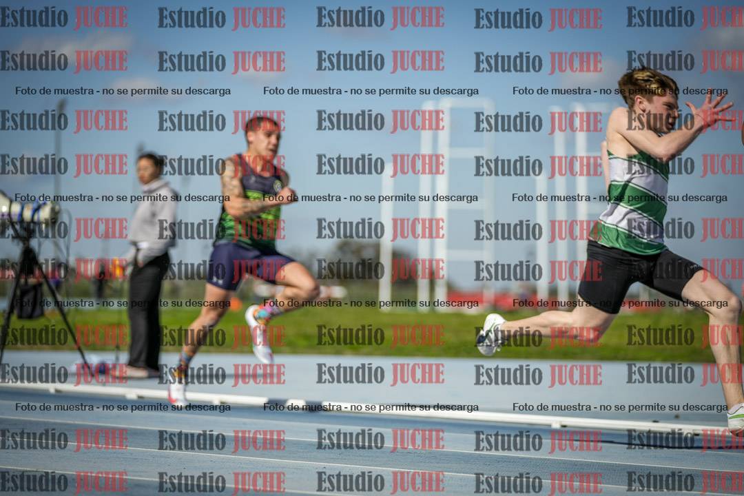 Fotos de los 200 m llanos de varones