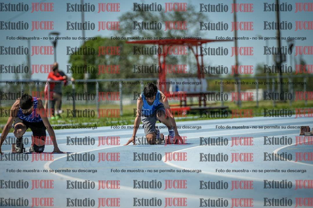Fotos de los 200 m llanos de varones