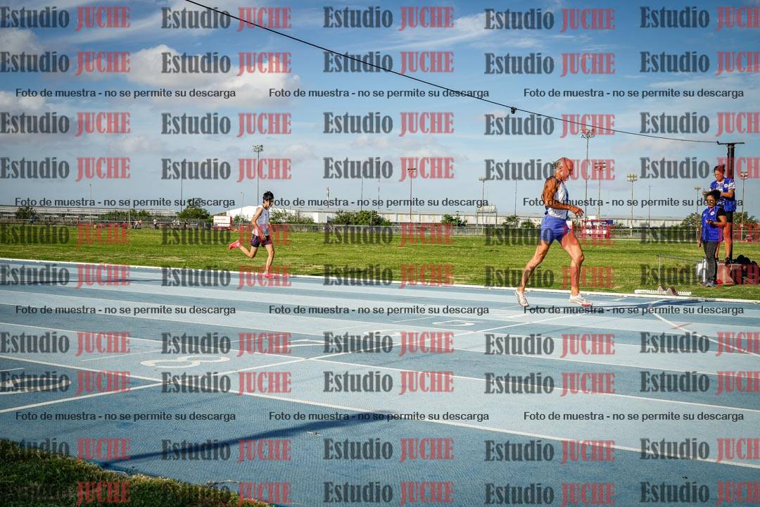 Fotos de los 400 m llanos de varones