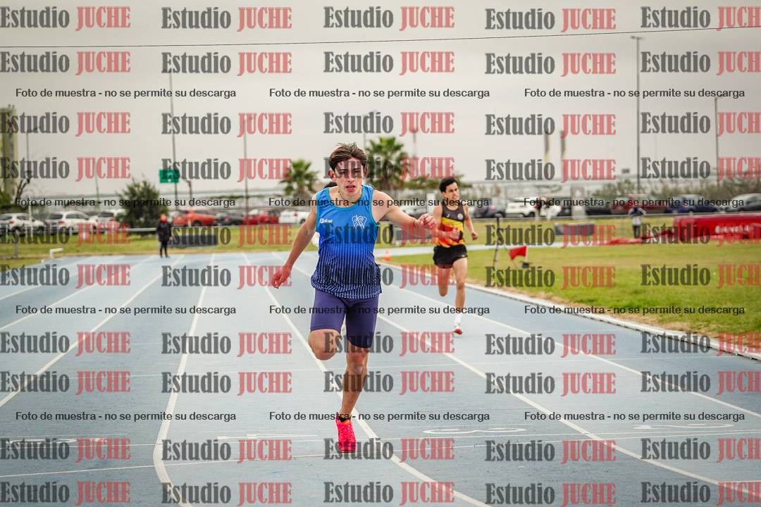 Fotos de los 400 m llanos de varones
