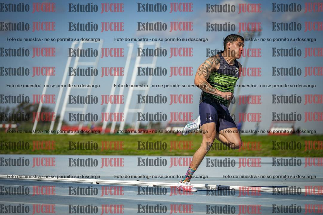 Fotos de los 200 m llanos de varones