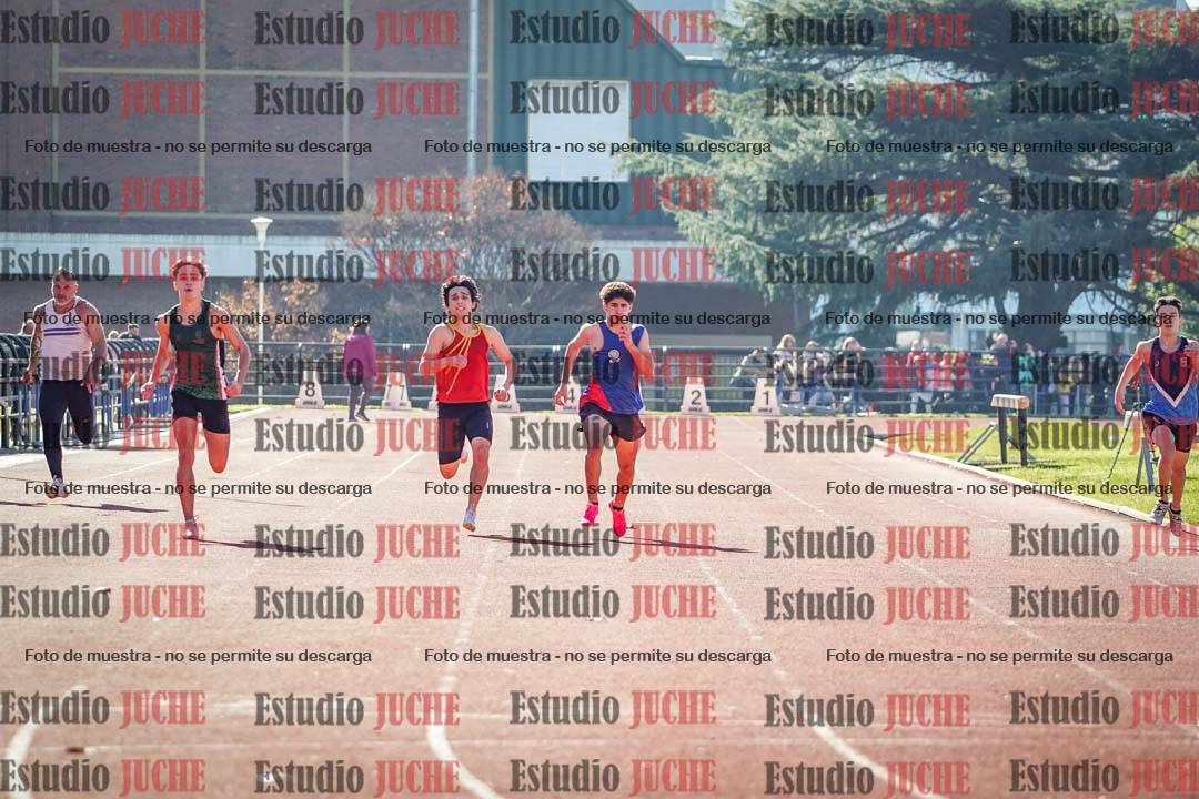 Fotos de los 200 m llanos de varones