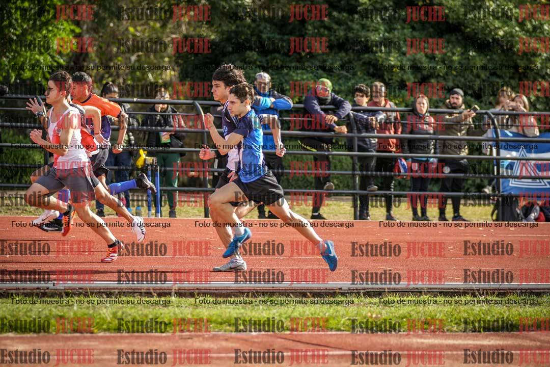 Fotos de los 100 m llanos de varones