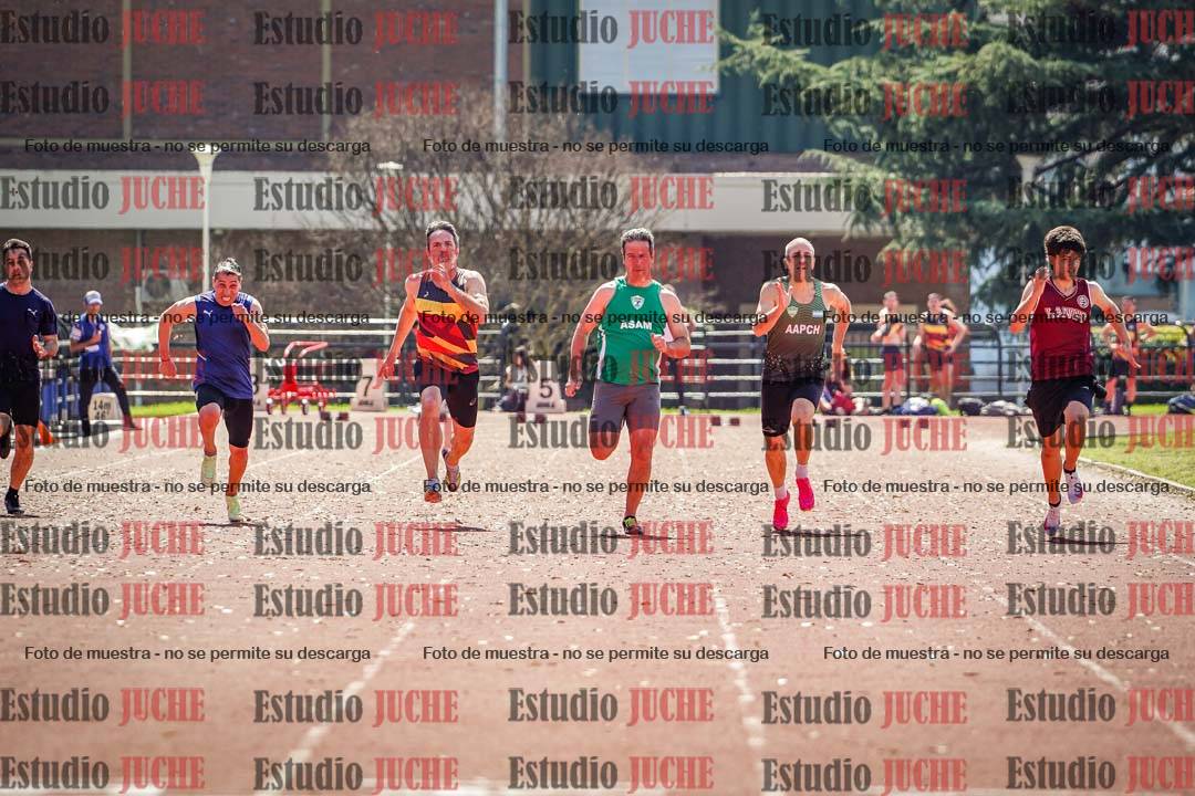 Fotos de los 100 m llanos de varones