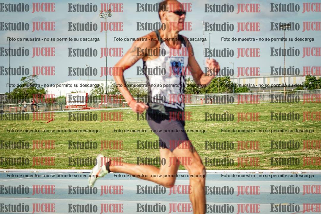 Fotos de los 400 m llanos de varones
