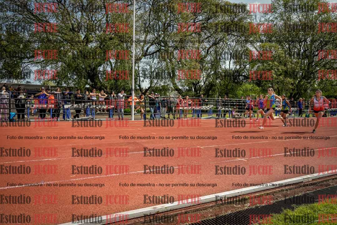 Fotos de los 80 m llanos de mujeres