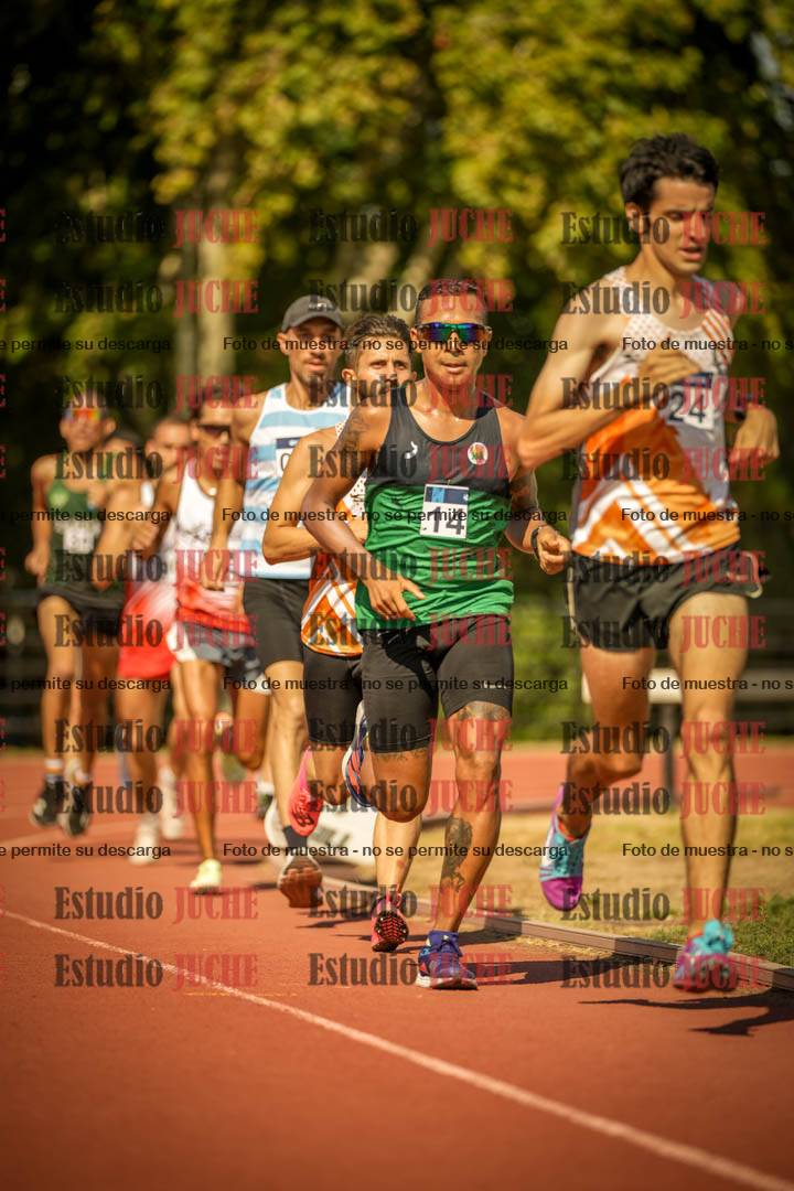 Fotos de los 3000 m llanos de varones