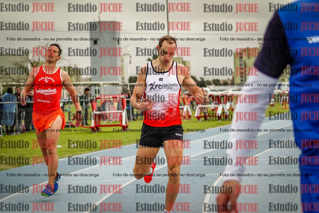 Fotos de los 400 m llanos de varones