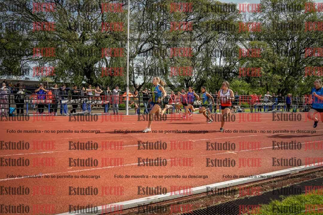 Fotos de los 80 m llanos de mujeres