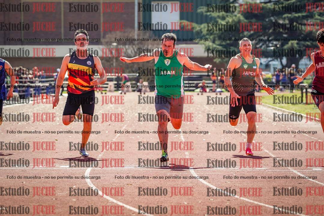 Fotos de los 100 m llanos de varones