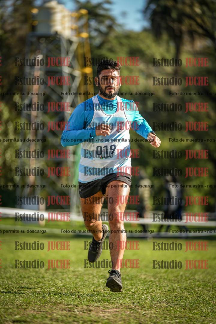 Fotos de la llegada del cross de 4000 m - varones