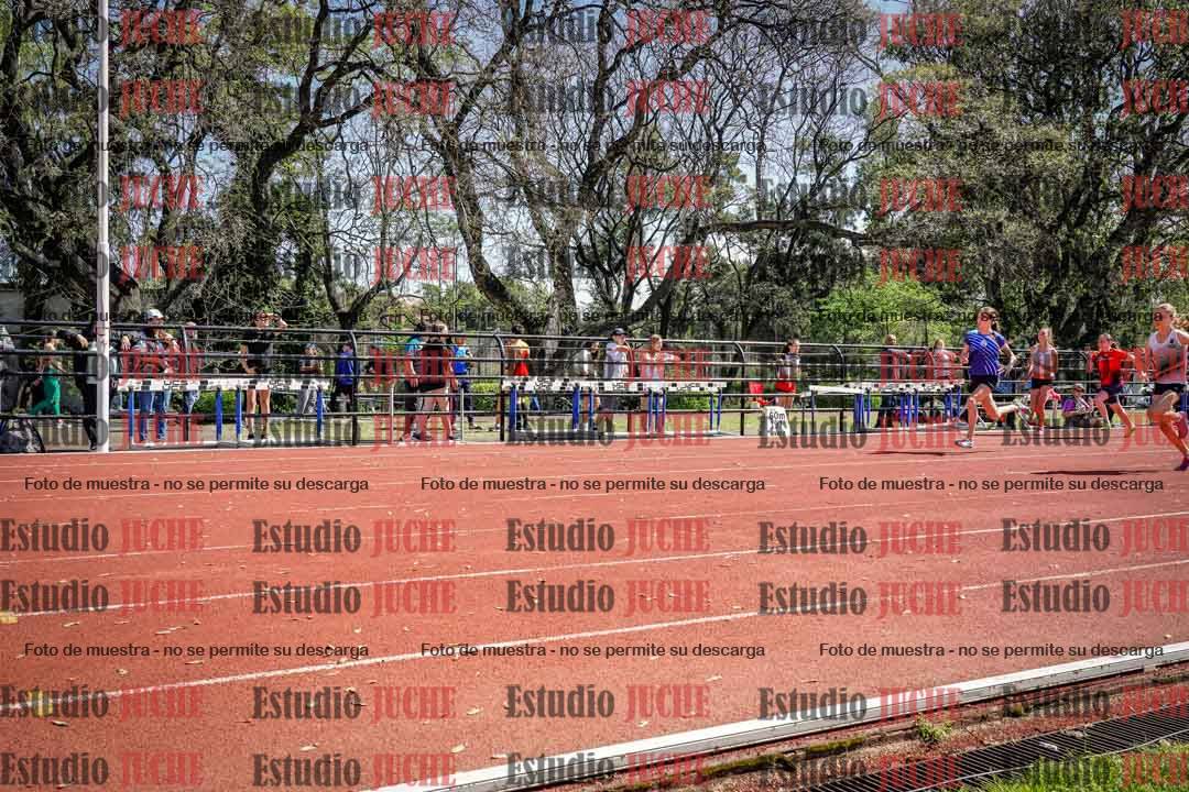 Fotos de los 80 m llanos de mujeres