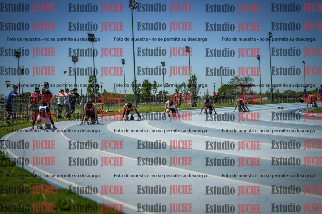 Fotos de los 200 m llanos de varones