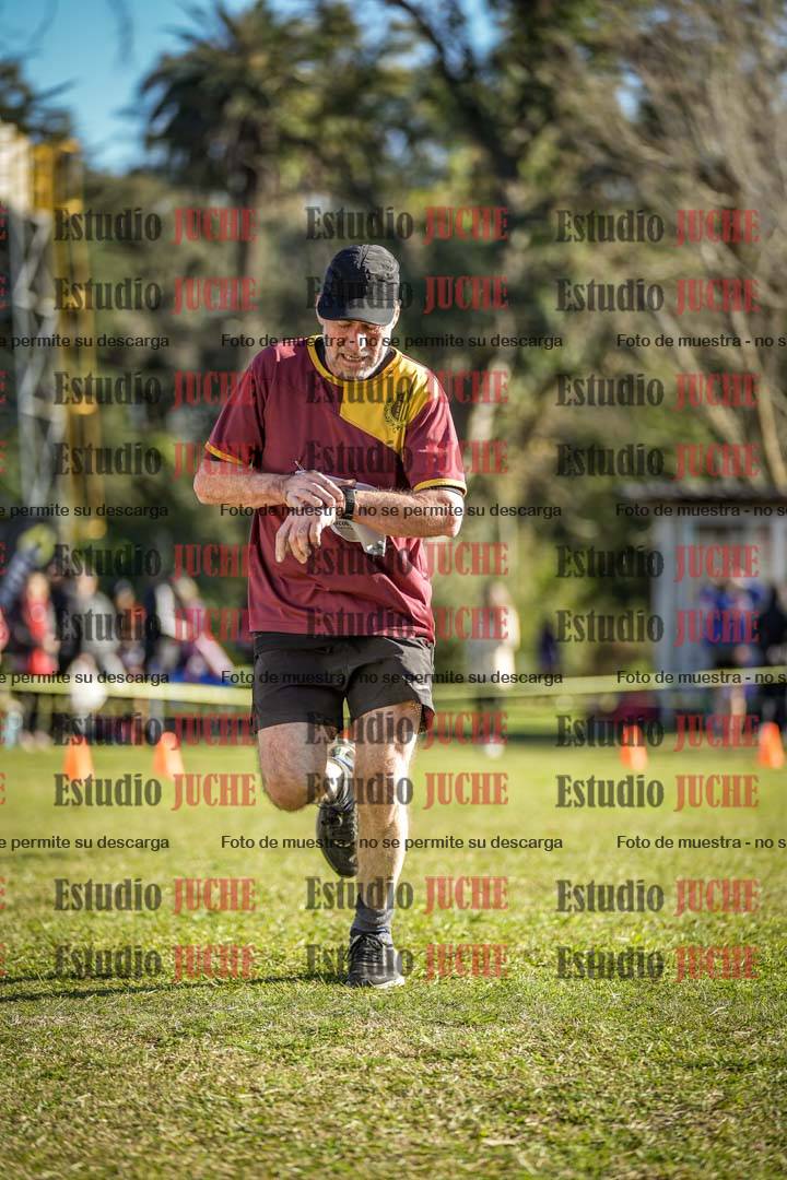 Fotos de la llegada del cross de 4000 m - varones
