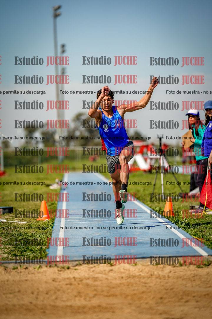 Fotos del salto triple de varones